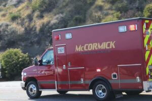 Oklahoma City, OK - Cyclist Hospitalized After Crash on NW 2nd St near MacArthur Blvd